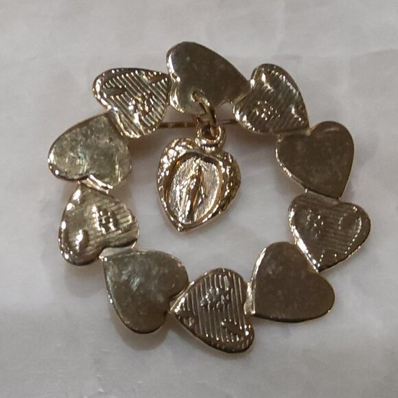 𝅺vintage Holy Virgin Mother Mary Brooch - Picture 1 of 4